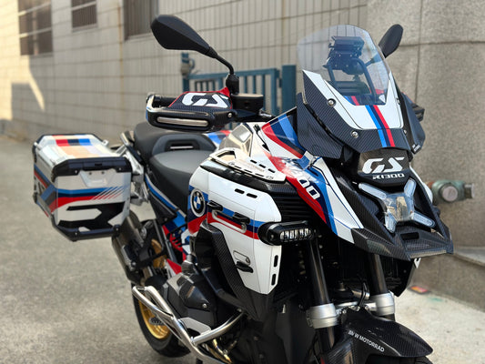 BMW R1300GS ADV Adventure Graphic Decal Sticker Kit (1-0.M) Design Decal