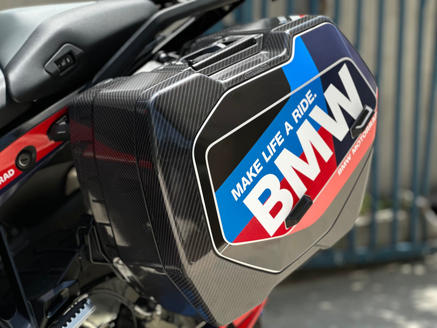 BMW R1300GS Custom Vinyl Graphic Decal Kit (1-3.M)