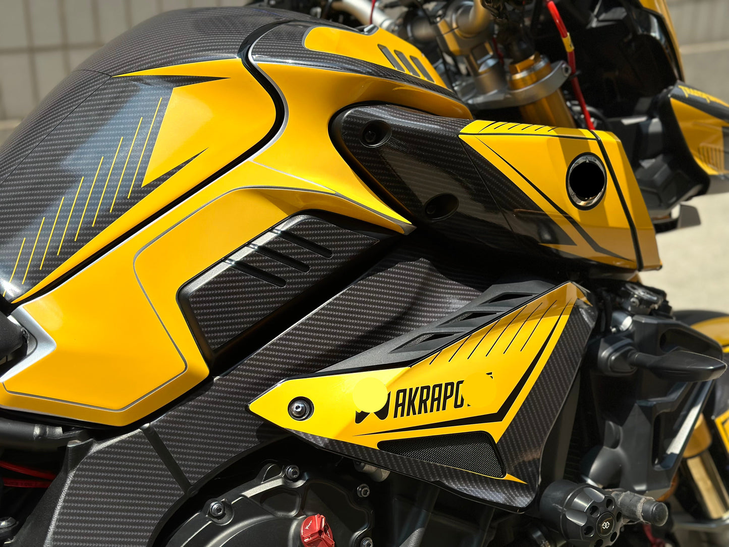YAMAHA MT-10 Graphic Decal Sticker Kit (1-1.BBB)