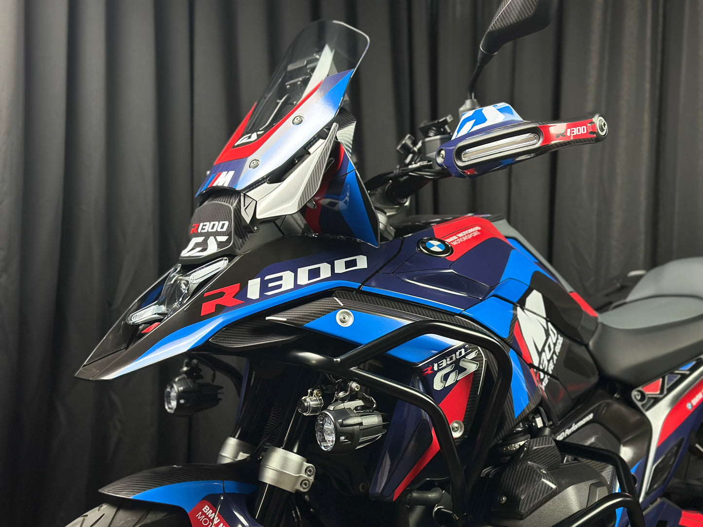 BMW R1300GS Custom Vinyl Graphic Decal Kit (1-3.M)