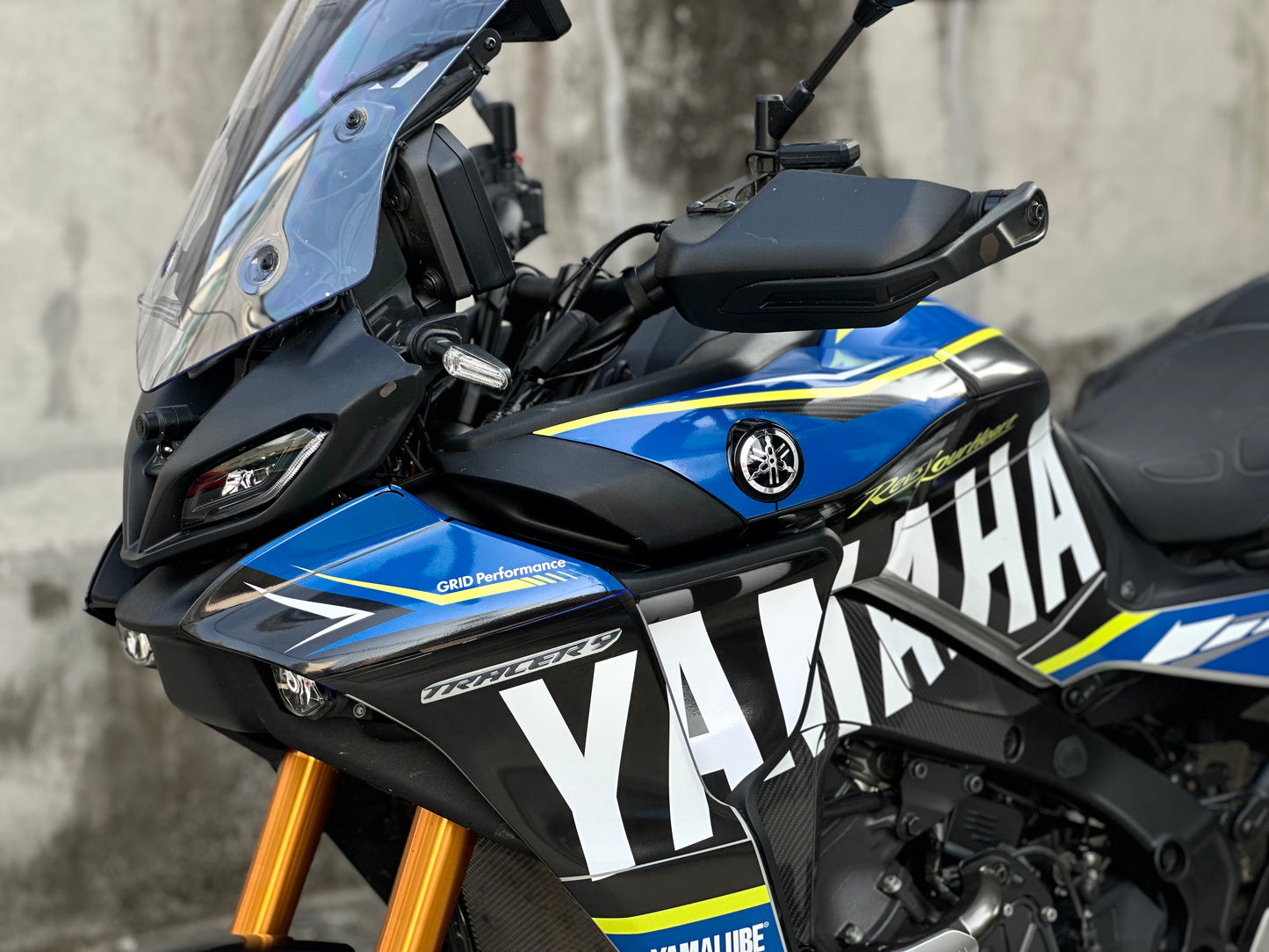 YAMAHA Tracer 9 GT+ Custom Vinyl Graphic Decal Kit (1-1.Carbon Pattern&Blue)