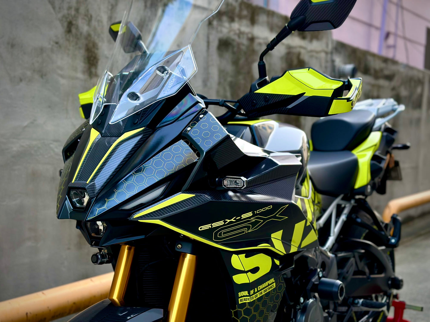 SUZUKI GSX-S1000 GX Graphic Decal Sticker Kit (0-0.Carbon)