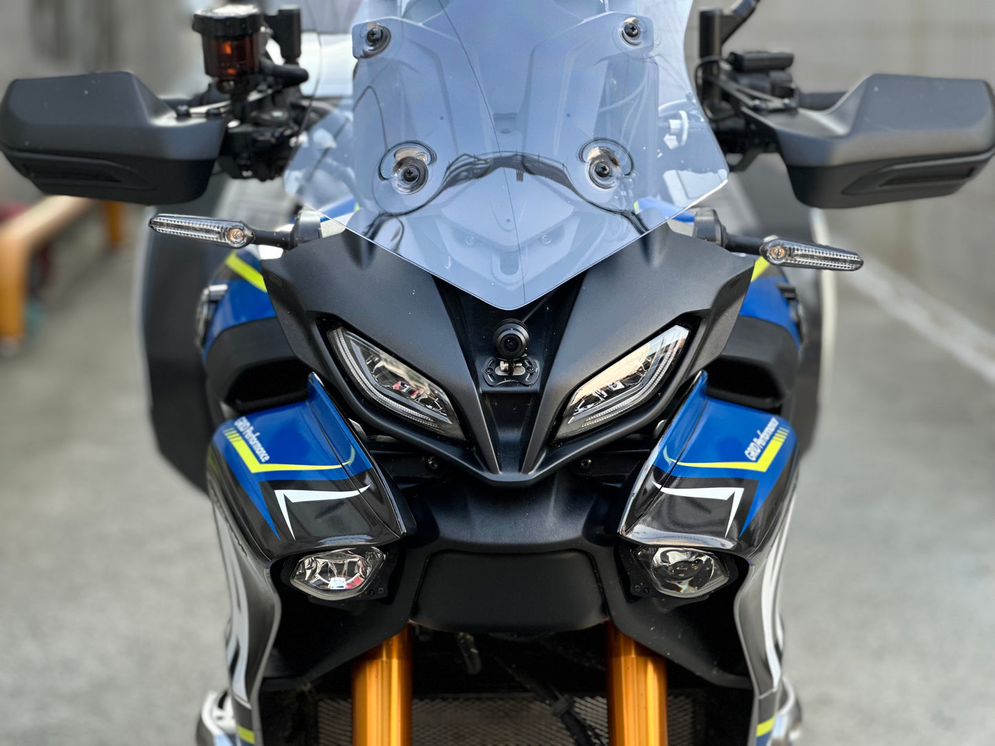YAMAHA Tracer 9 GT+ Custom Vinyl Graphic Decal Kit (1-1.Carbon Pattern&Blue)