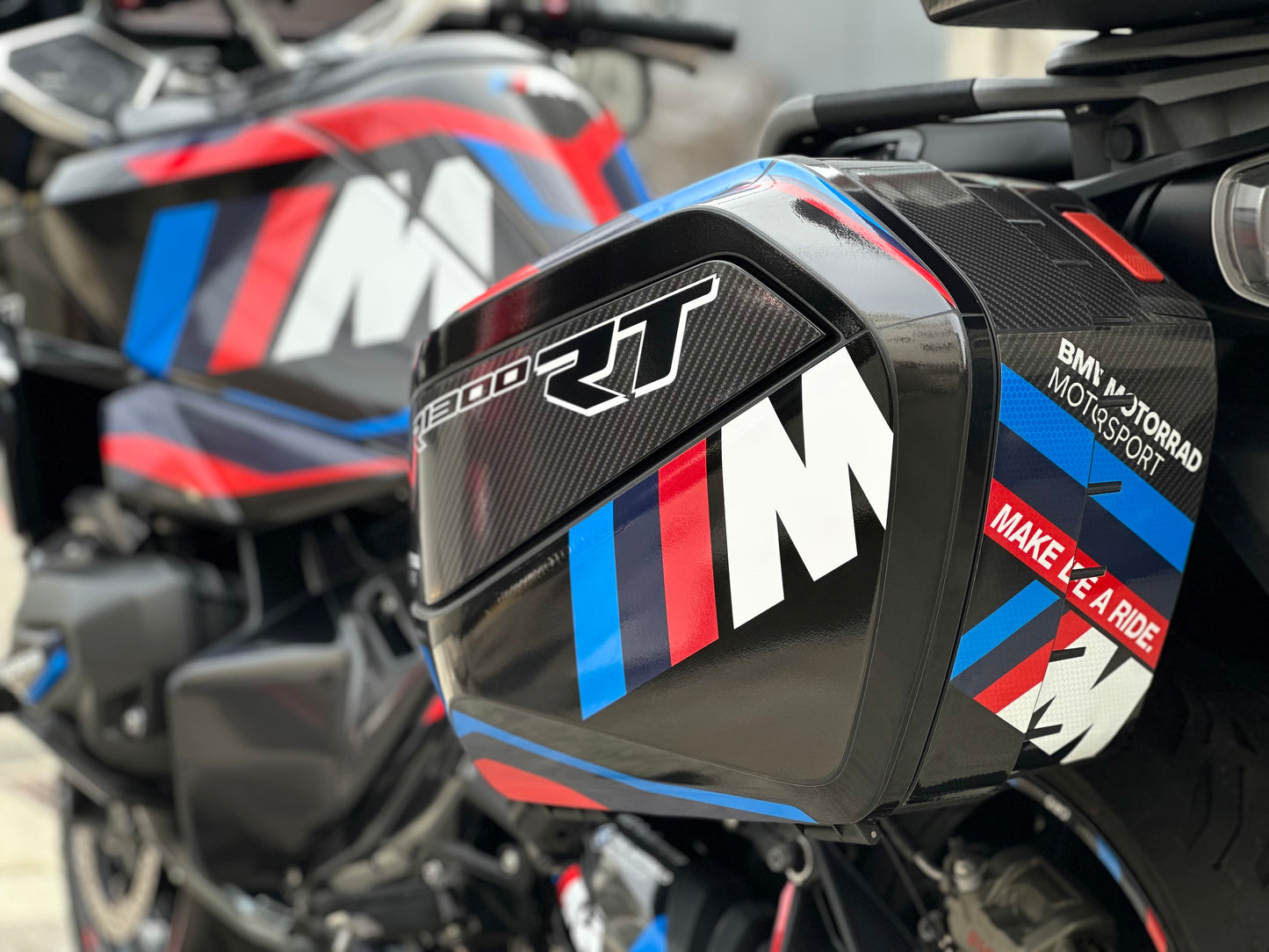 Full Graphic Vinyl Decal Kit For BMW R1300RT (4-2.M)