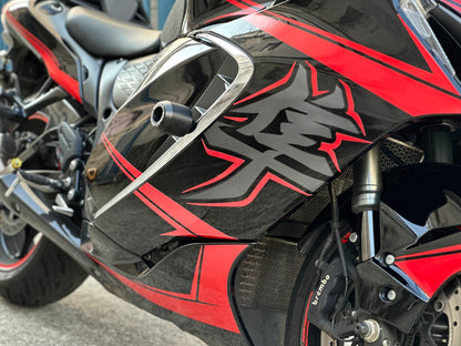 HAYABUSA Graphic Panel Decal Kit (1-2)