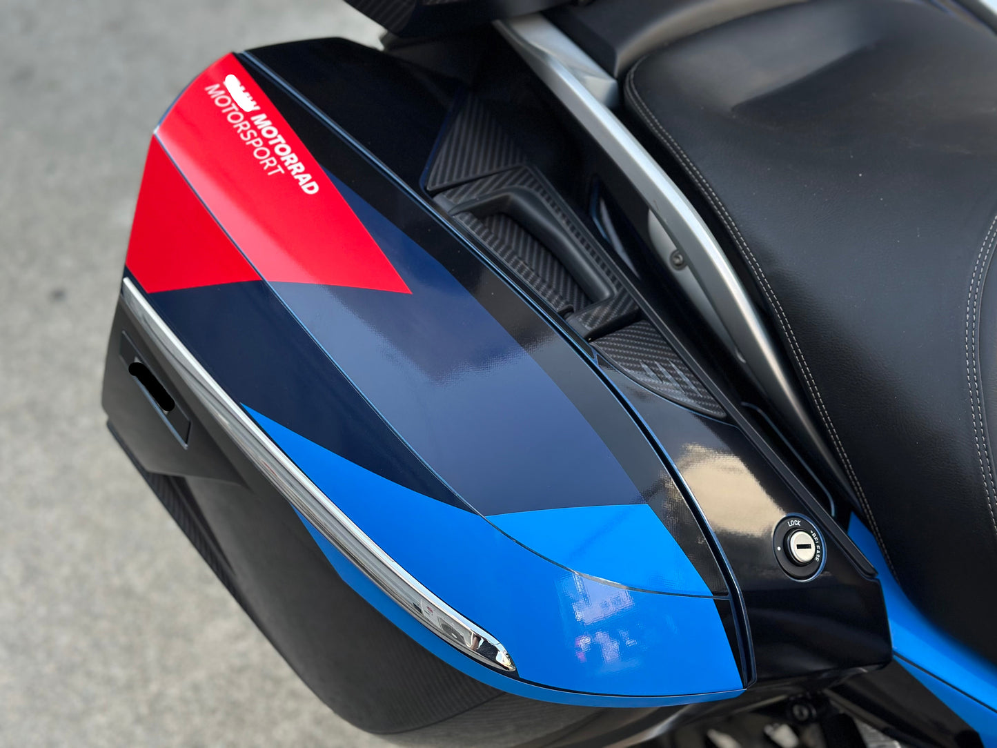 Motorcycle Fairing Decal Kit – For 2022~ BMW K1600GTL, K1600GT Type (2-9)