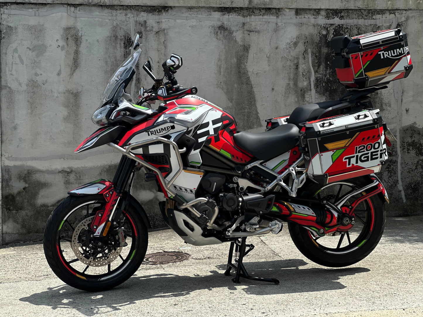 Triumph Tiger 1200 GT Explorer Custom Vinyl Graphic Decal Kit (1-1.Astray)