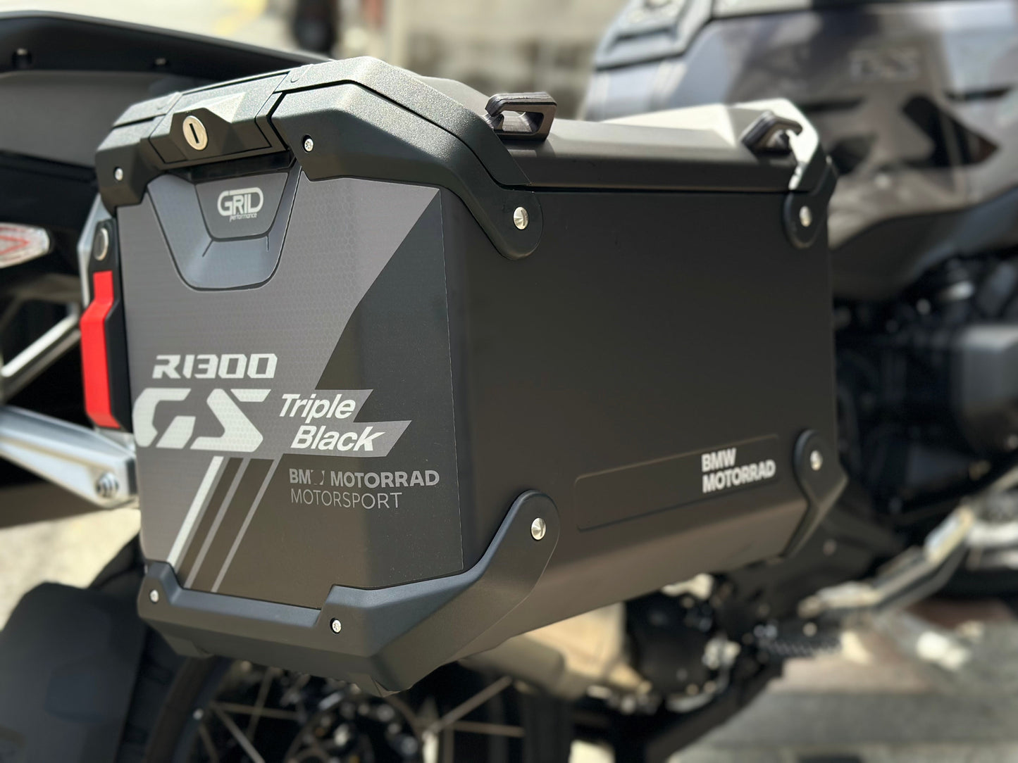 BMW R1300GS Adventure Pannier & Top Box Rear Reflective Decal Sticker (2-2.Digital Camo)