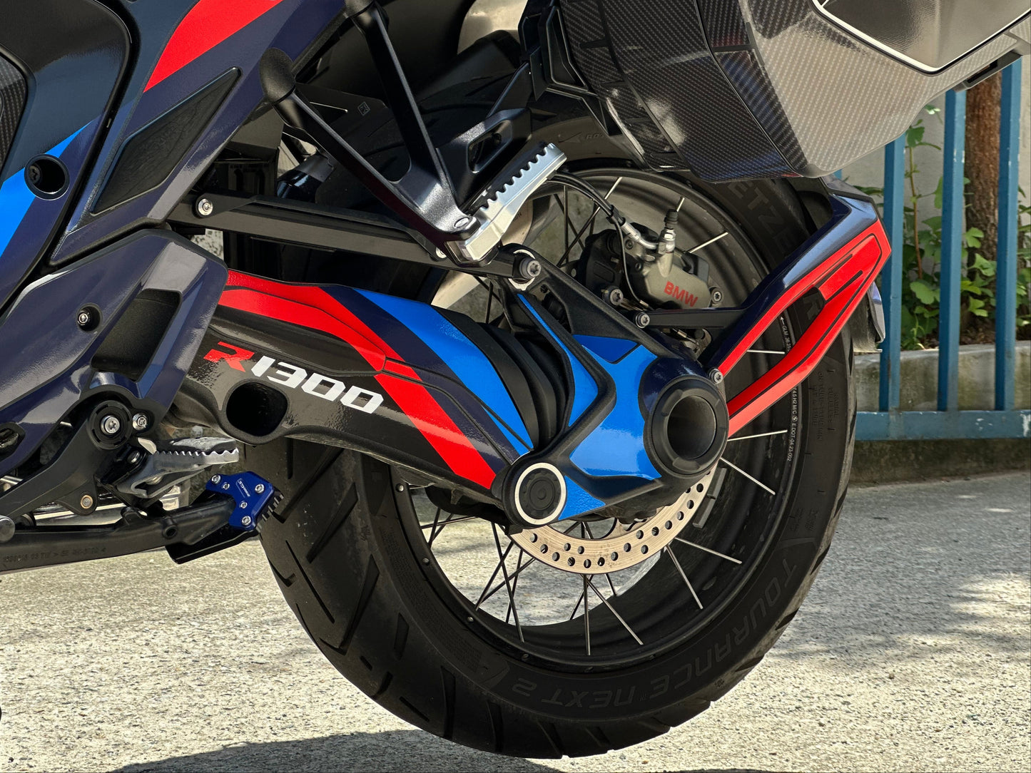 BMW R1300GS Custom Vinyl Graphic Decal Kit (1-3.M)