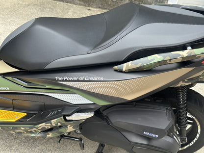 SUZUKI V-Strom 800 DE Graphic Decal Sticker Kit (1-1.BK)