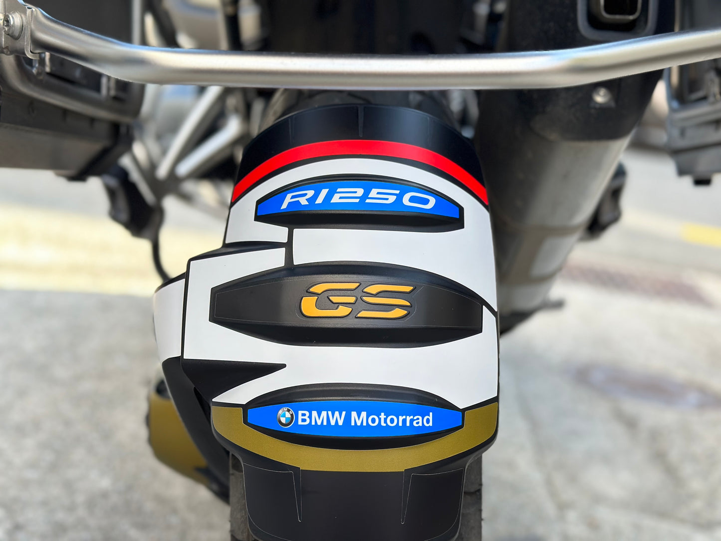 Motorcycle Fairing Decal Vinyl Sticker Kit – For BMW R1250GS Adv Type (1-1)