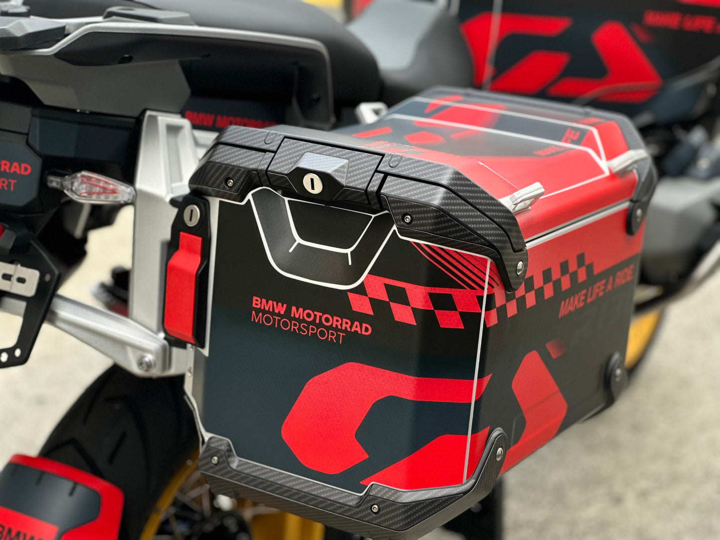 BMW R1300GS ADV Adventure Graphic Decal Sticker Kit (13-1.CHKRD Red BB Carbon)