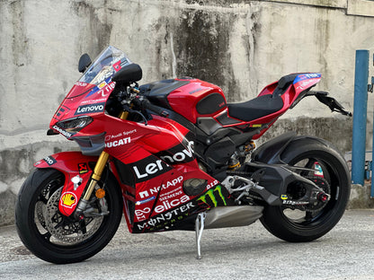 Ducati Panigale V4 S Custom Vinyl Graphic Decal Kit (1-2.GP25)