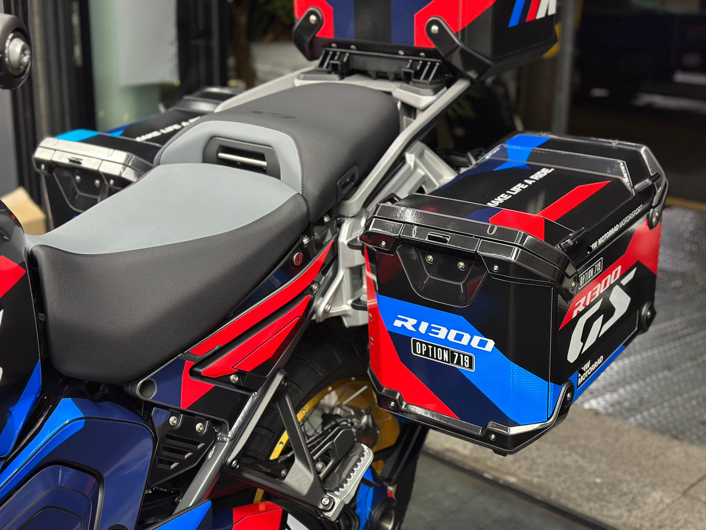 BMW R1300GS Adventure Aluminium Panniers Top Box  Decal Sticker Kit (7-1.M)