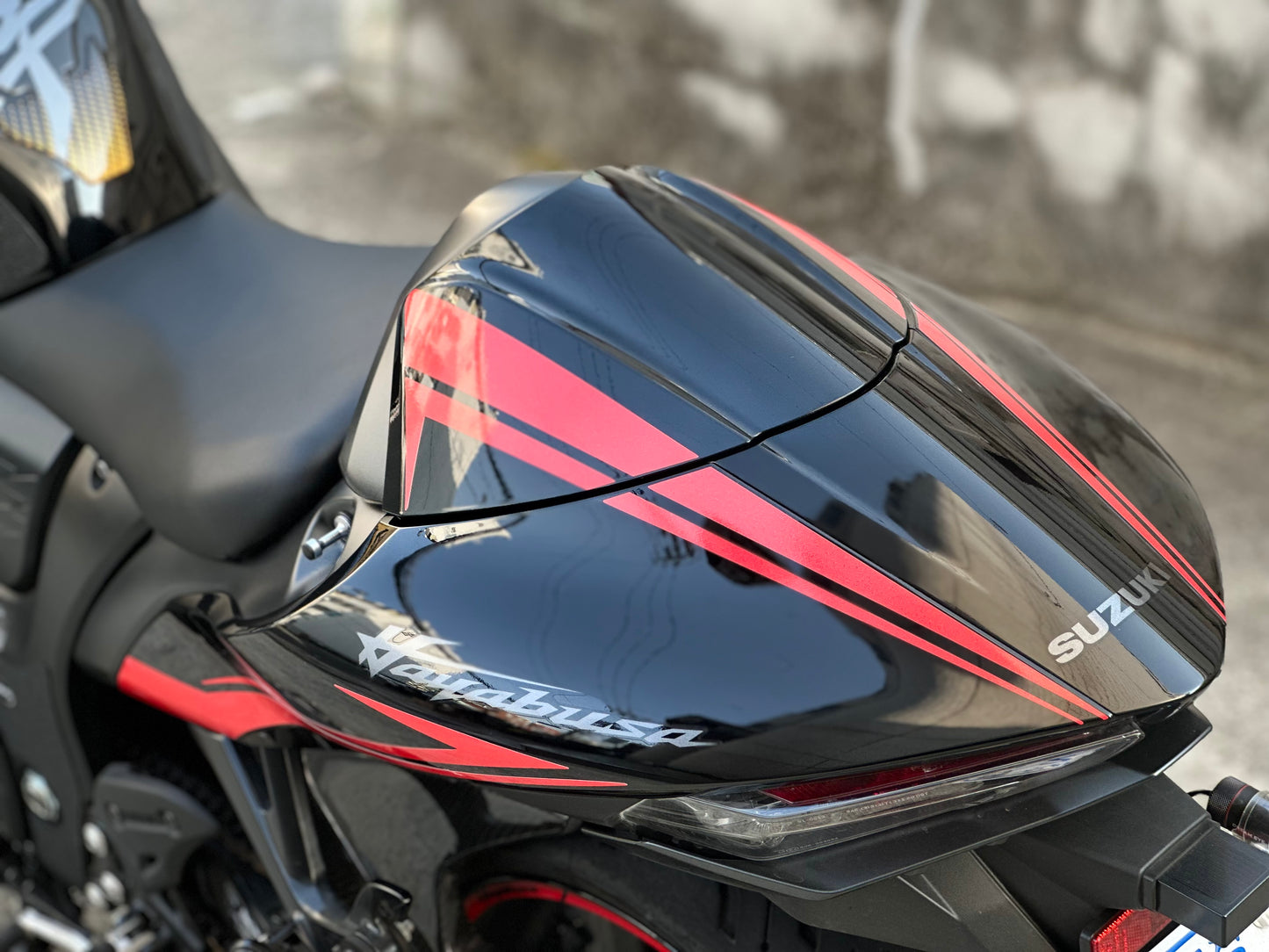 HAYABUSA Graphic Panel Decal Kit (1-2)