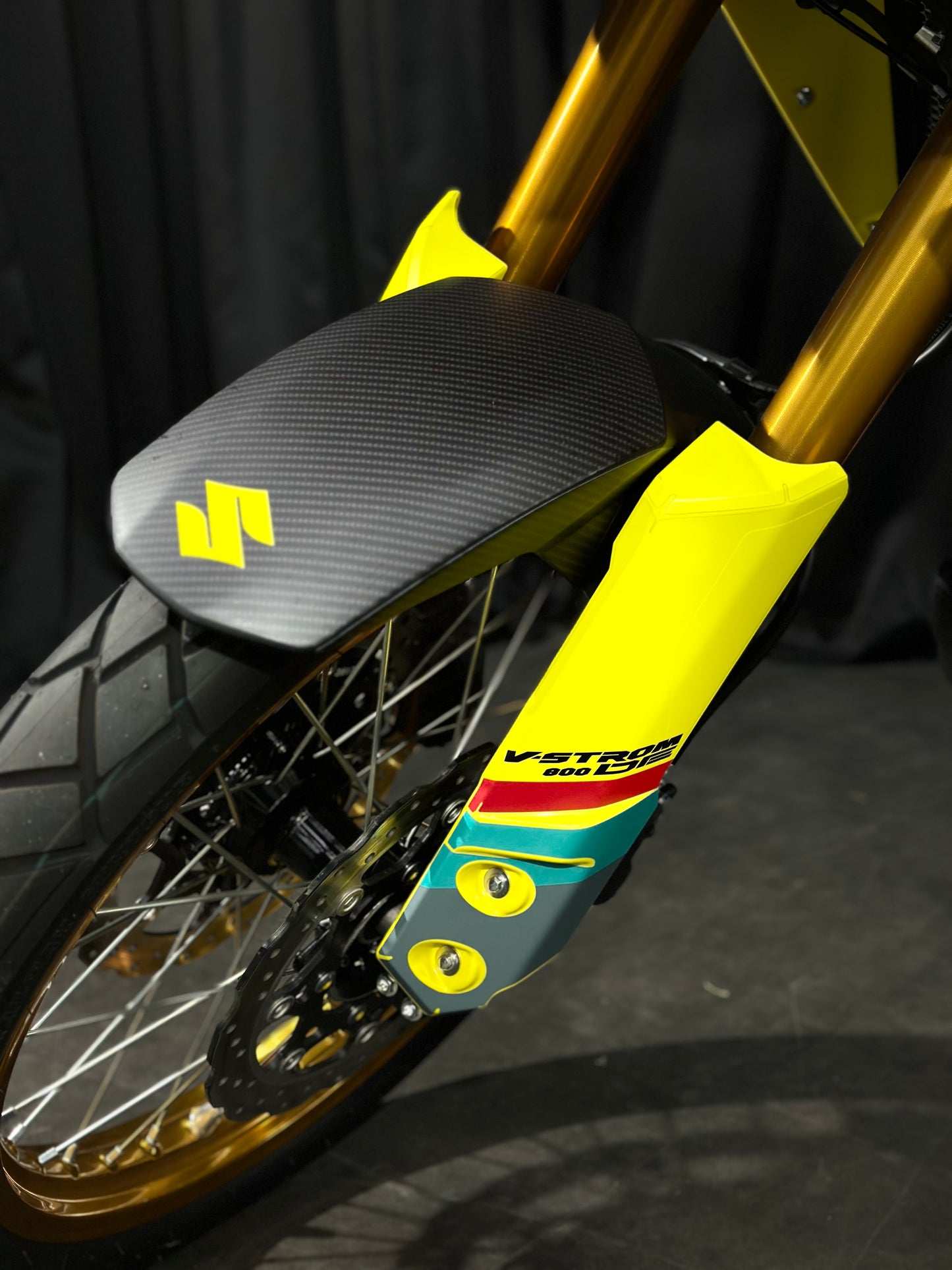 SUZUKI V-Strom 800 DE Graphic Decal Sticker Kit (1-1.BK)
