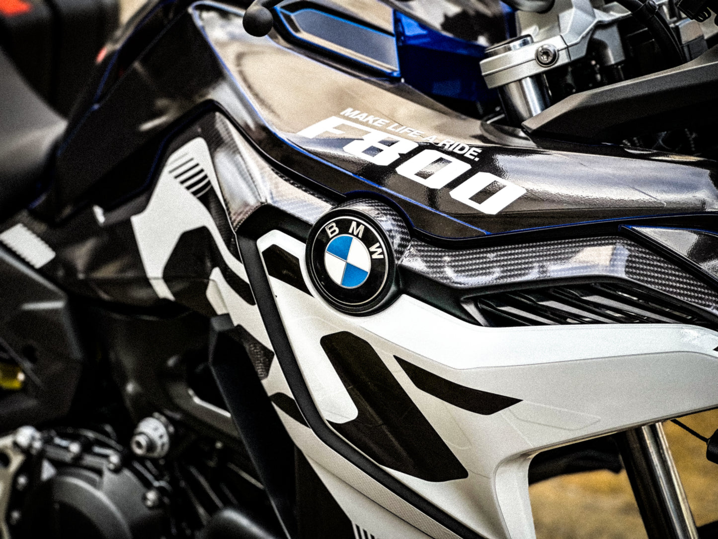 Full Graphic Vinyl Decal Kit F800GS (1-1)