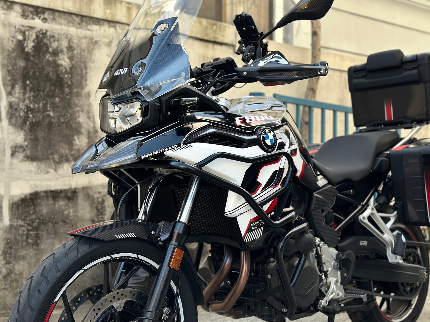 F800GS Graphic Full Decal Vinyl Kit (2-2)