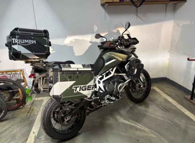 Triumph Tiger 900/1200 Aluminum Panniers Top Box  Decal Sticker Kit (1-15)