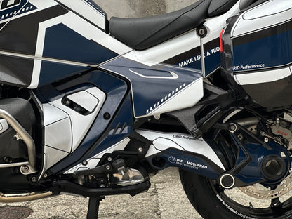 BMW R1300RT Custom Vinyl Graphic Decal Kit (1-2.White Gray)