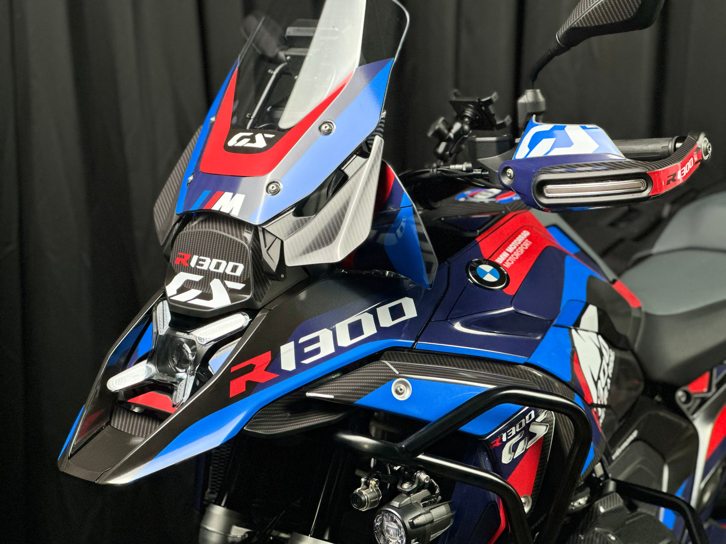 BMW R1300GS Custom Vinyl Graphic Decal Kit (1-3.M)