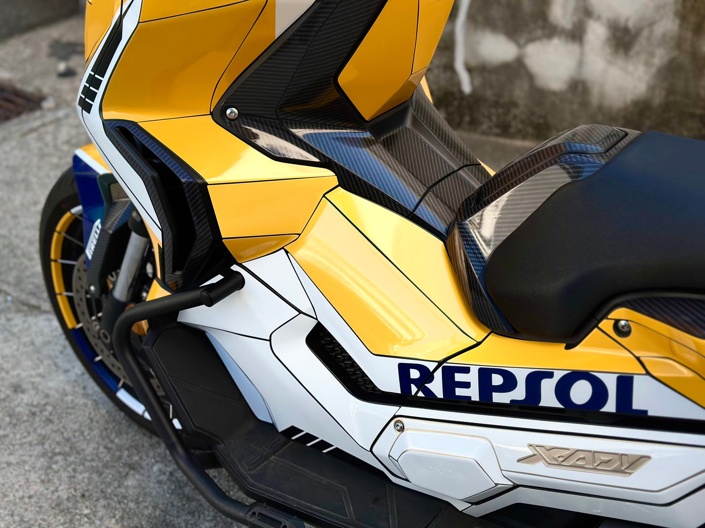 HONDA X-ADV 750 Custom Vinyl Graphic Decal Kit (1-1.REP)