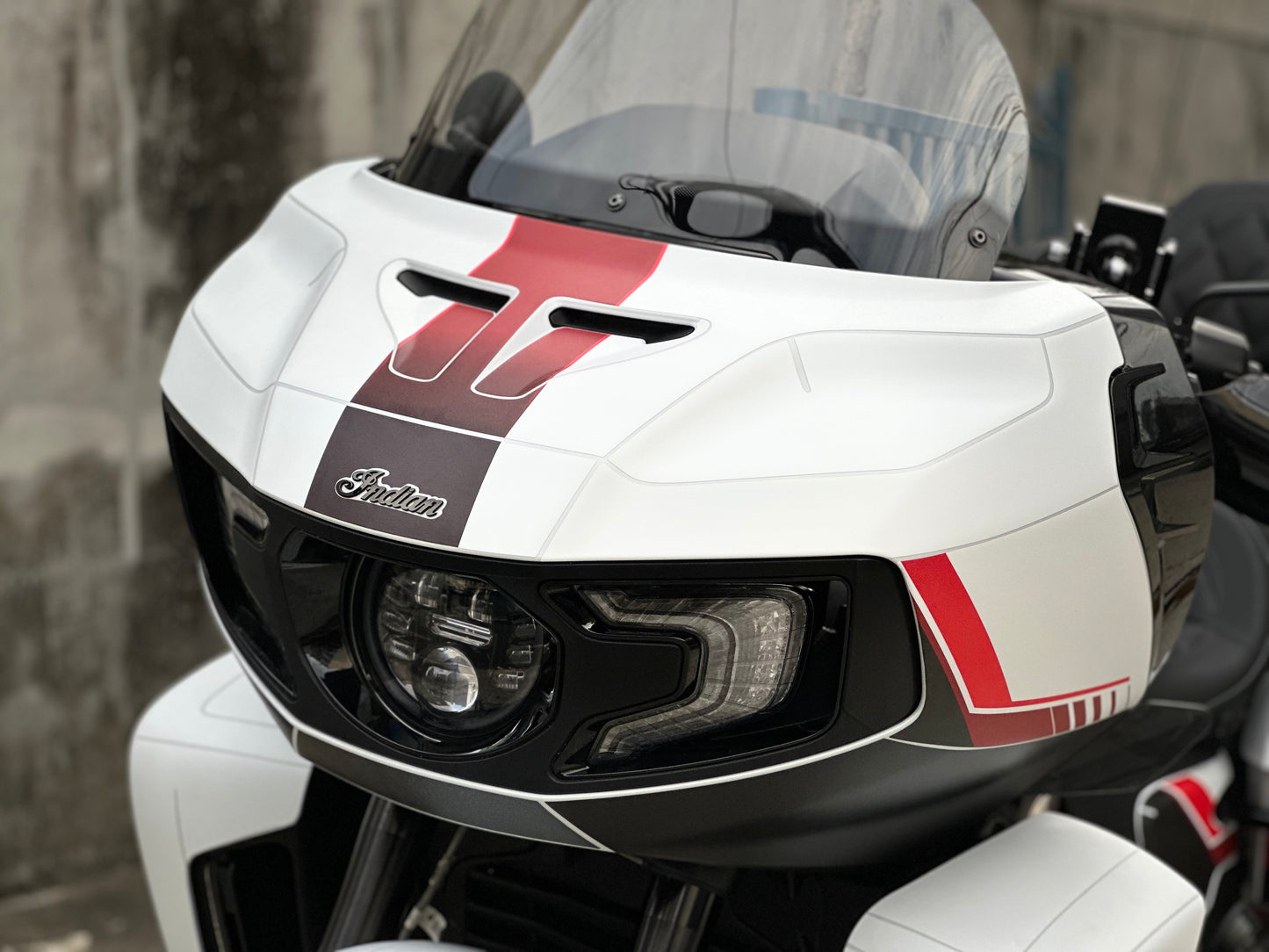 Indian Pursuit Challenger Graphic Full Decal Kit (2-4)