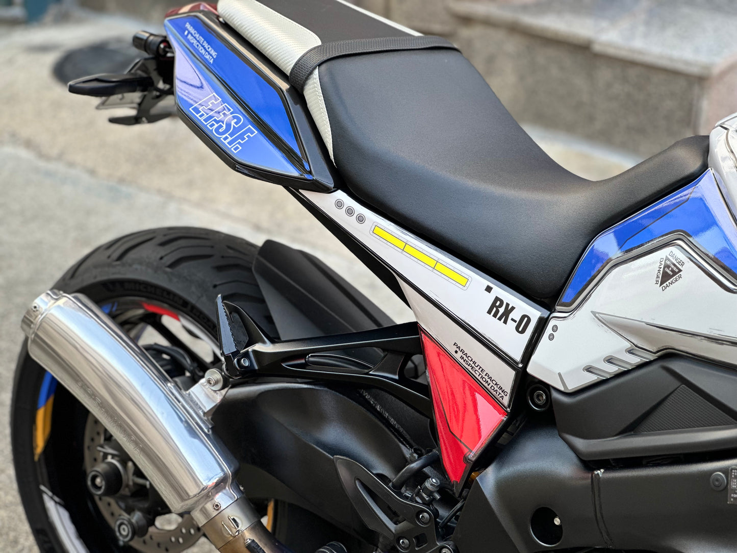 Motorcycle Fairing Decal Vinyl Sticker Kit – For SUZUKI KATANA (1-1.Mecha Style)