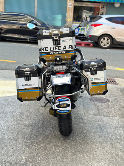 Motorcycle Fairing Decal Vinyl Sticker Kit – For BMW R1250GS Adv Type (1-1)