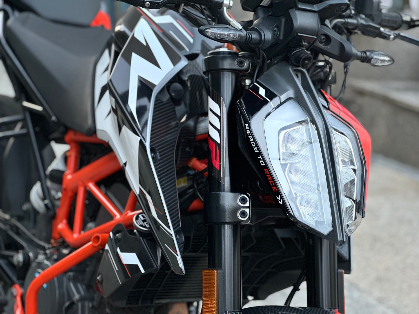 390 DUKE  Graphic Full Decal Kit (1-5)