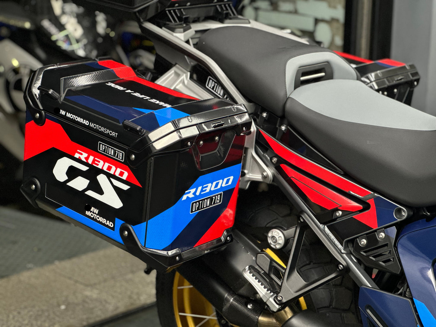 BMW R1300GS Adventure Aluminium Panniers Top Box  Decal Sticker Kit (7-1.M)