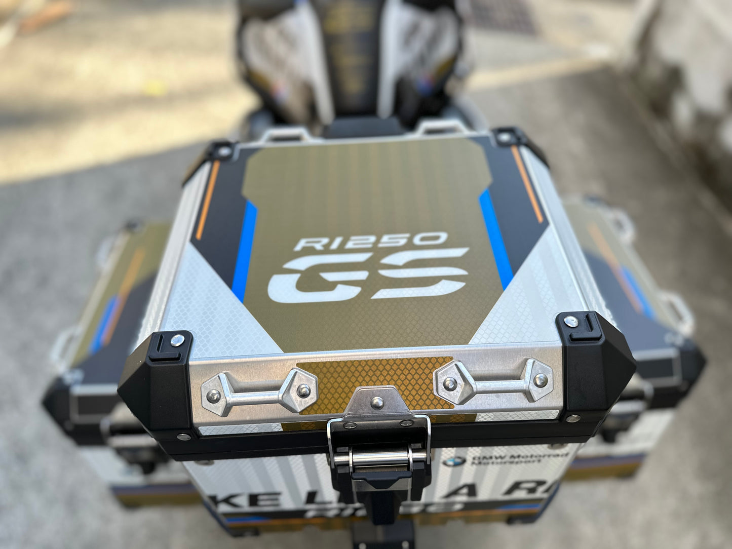 Motorcycle Fairing Decal Vinyl Sticker Kit – For BMW R1250GS Adv Type (1-1)