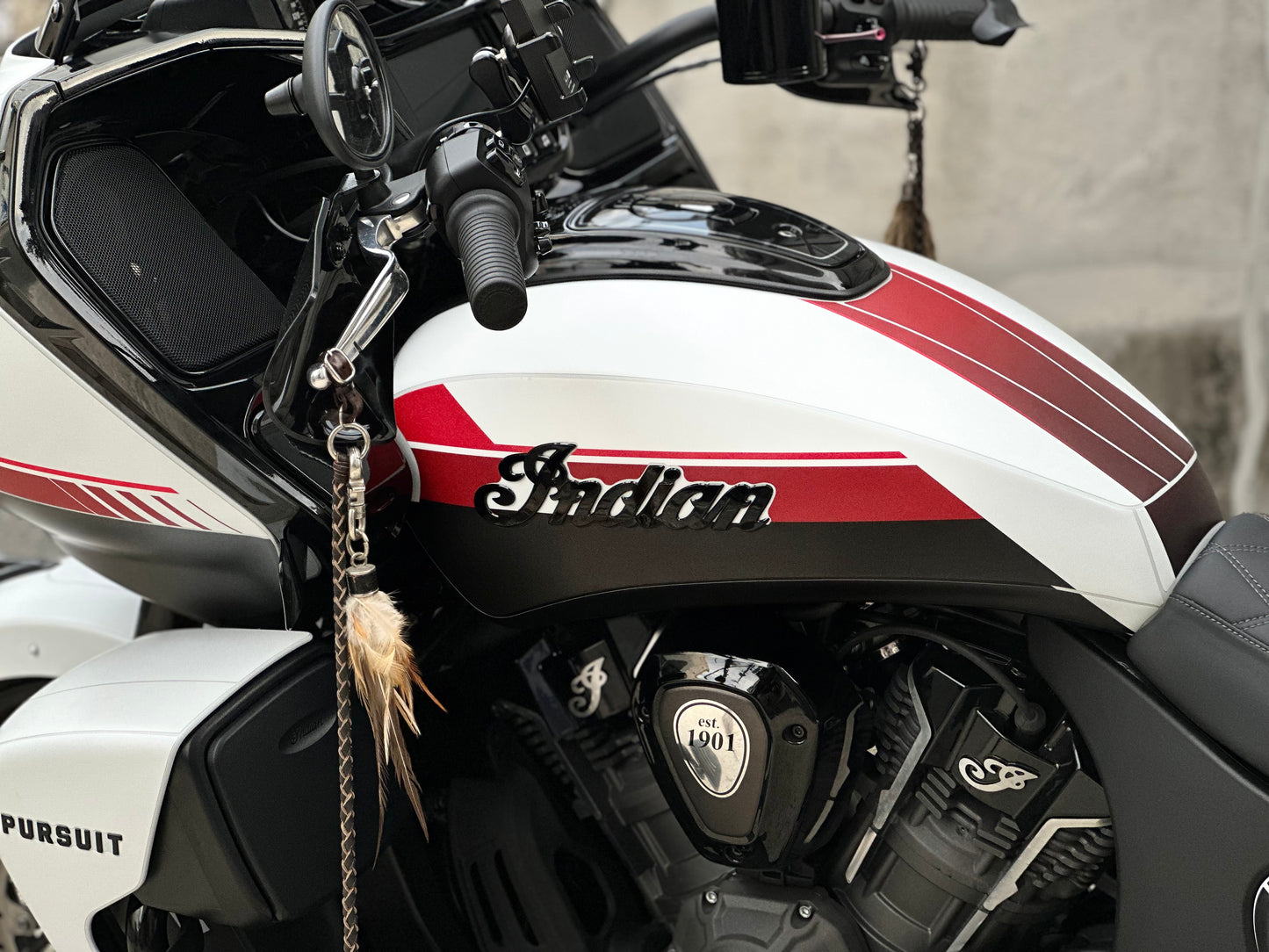 Indian Pursuit Challenger Graphic Full Decal Kit (2-4)