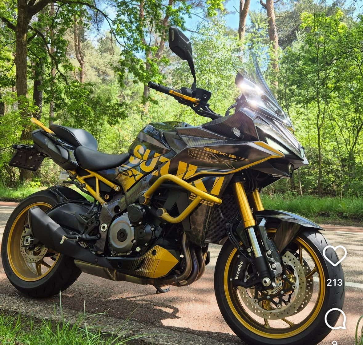 SUZUKI GSX-S1000 Graphic Decal Sticker Kit (@oscarmolinamurillo)