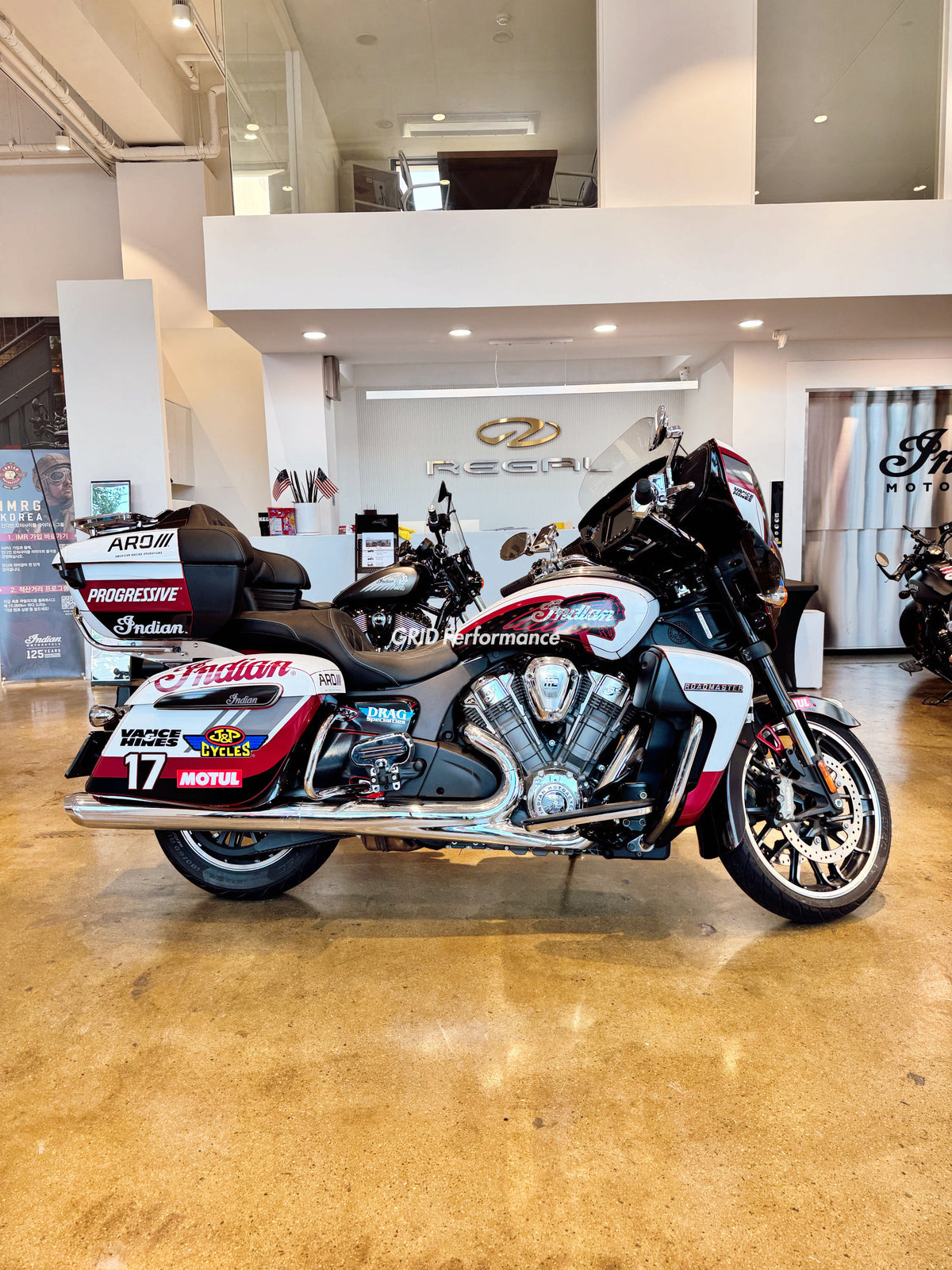 Indian Pursuit Challenger Roadmaster 112 Graphic Full Decal Kit (3-1.King Bagger Racing 2026)