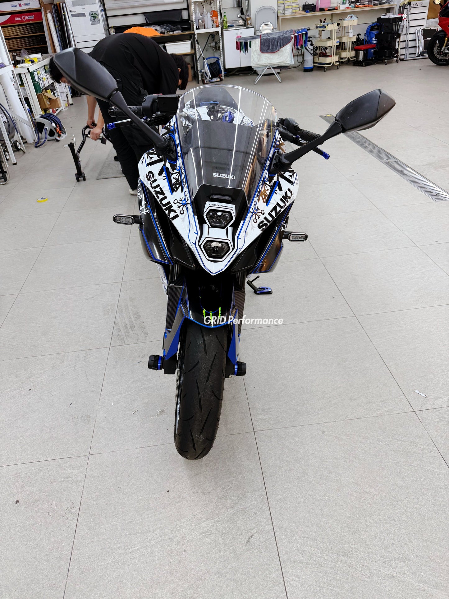 SUZUKI GSX-8R Full Graphic Vinyl Decal Kit (2-1.RPHA 1 CARBON SNOW DIA)